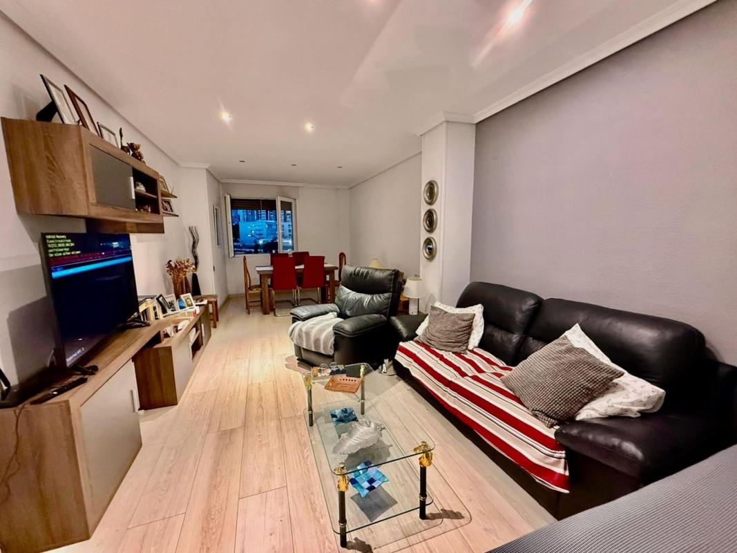 Venta de piso en Piso en Centro Urbano, Benidorm, Benidorm
photo 1