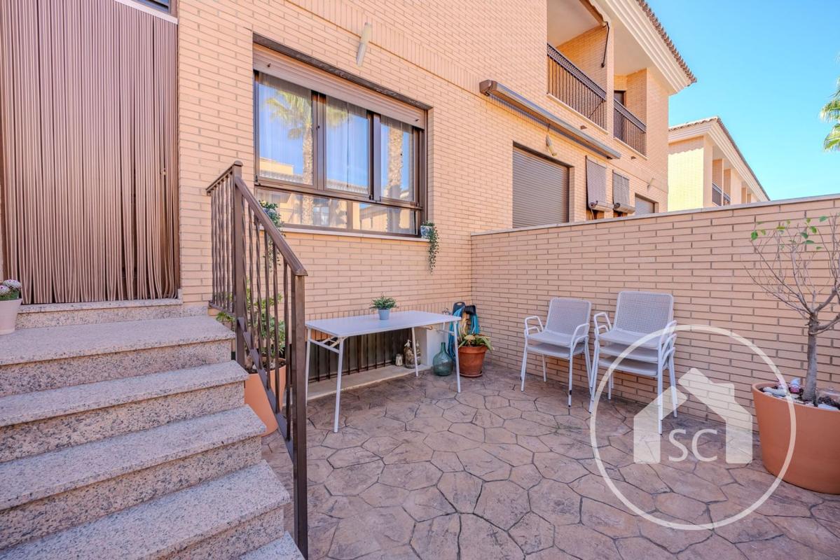 Недвижимость на продажу и в аренду в Испании photo 4