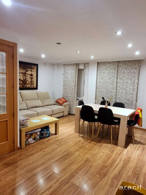 Sale of apartment in Piso en Calle Mestre Espí, Barri Santa Rosa, Alcoy / Alcoi, Alcoy
photo 4