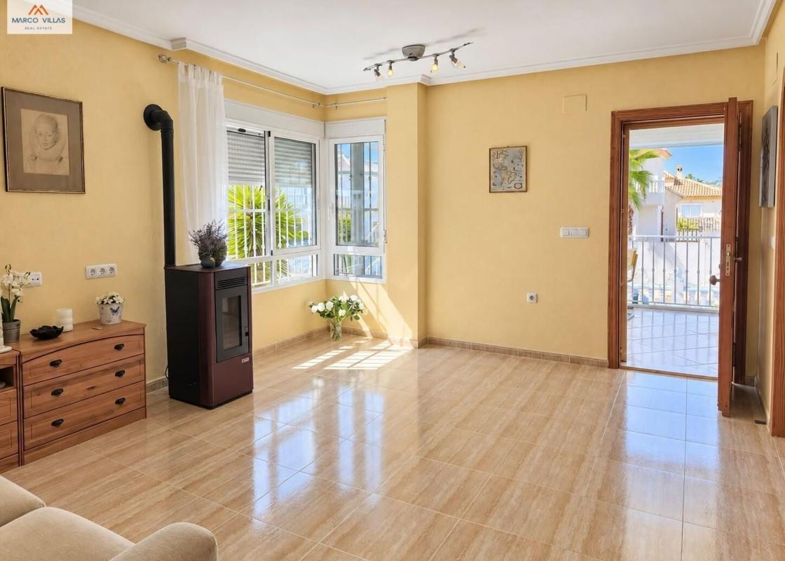 Properties for sale and rent in Spain photo 2
