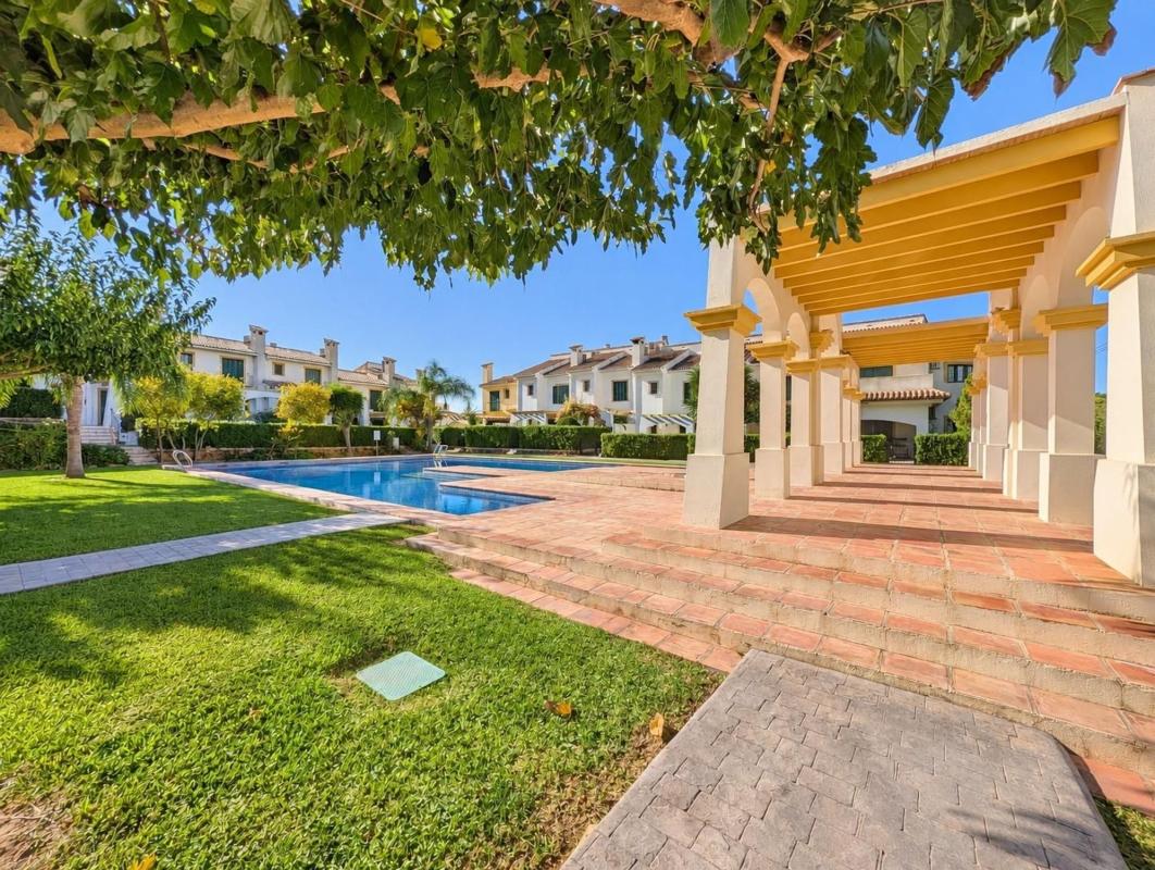 Venta de piso en Piso en El Montgó, Denia, Denia
photo 2