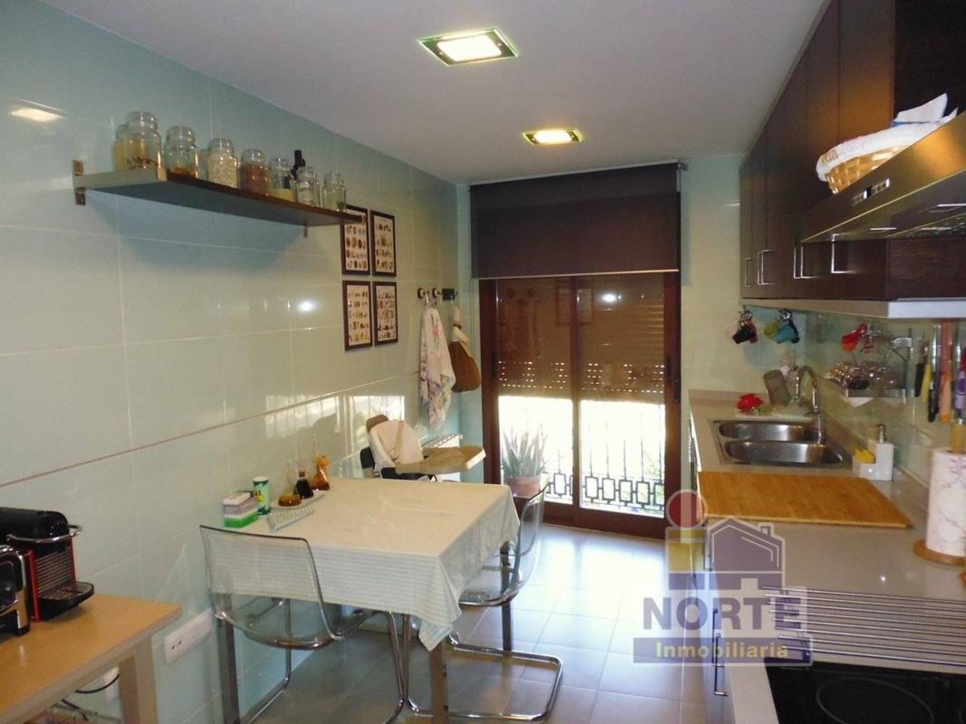 Sale of apartment in Piso en Centro - Zona Alta, Alcoy / Alcoi, Alcoy
photo 4