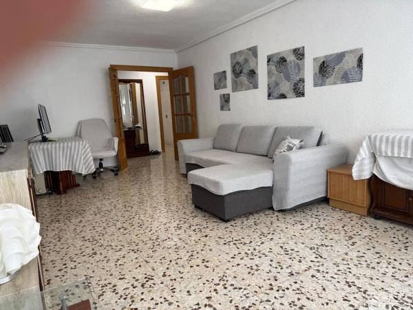 Продажа квартиры на Piso en Calle de Fra Juan Tensa, Campello Pueblo, El Campello, Эль Кампельо
photo 1