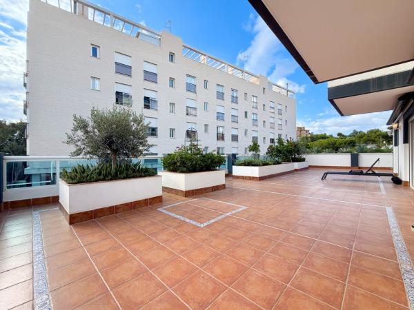 Продажа квартиры на Piso en Pueblo Español - Coveta Fumá, El Campello, Эль Кампельо
photo 1
