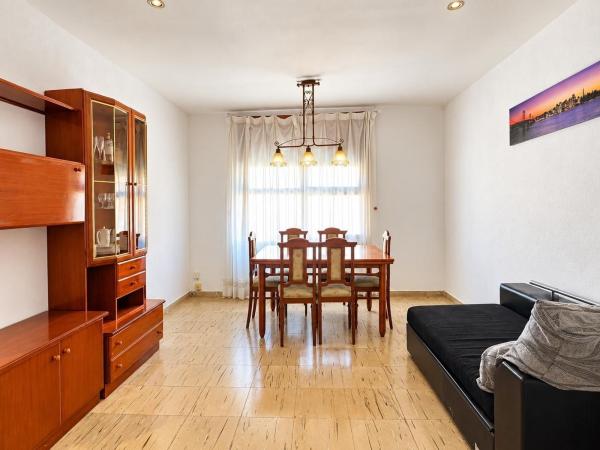 Продажа квартиры на Piso en Calle Tomas Capelo, Centro, San Juan de Alicante, Сан-Хуан-де-Аликанте
thumbnail 3