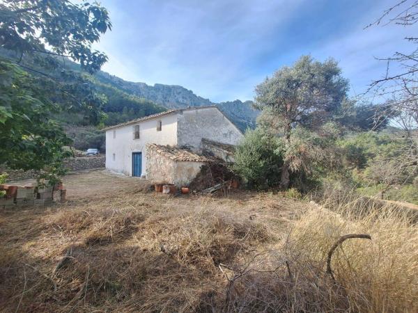 Rustic farm for sale in  Finca rústica en Benissa pueblo, Benissa , Benissa photo 1