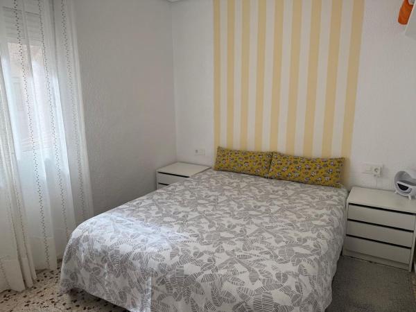 Продажа квартиры на Piso en Calle de Fra Juan Tensa, Campello Pueblo, El Campello, Эль Кампельо
thumbnail 2