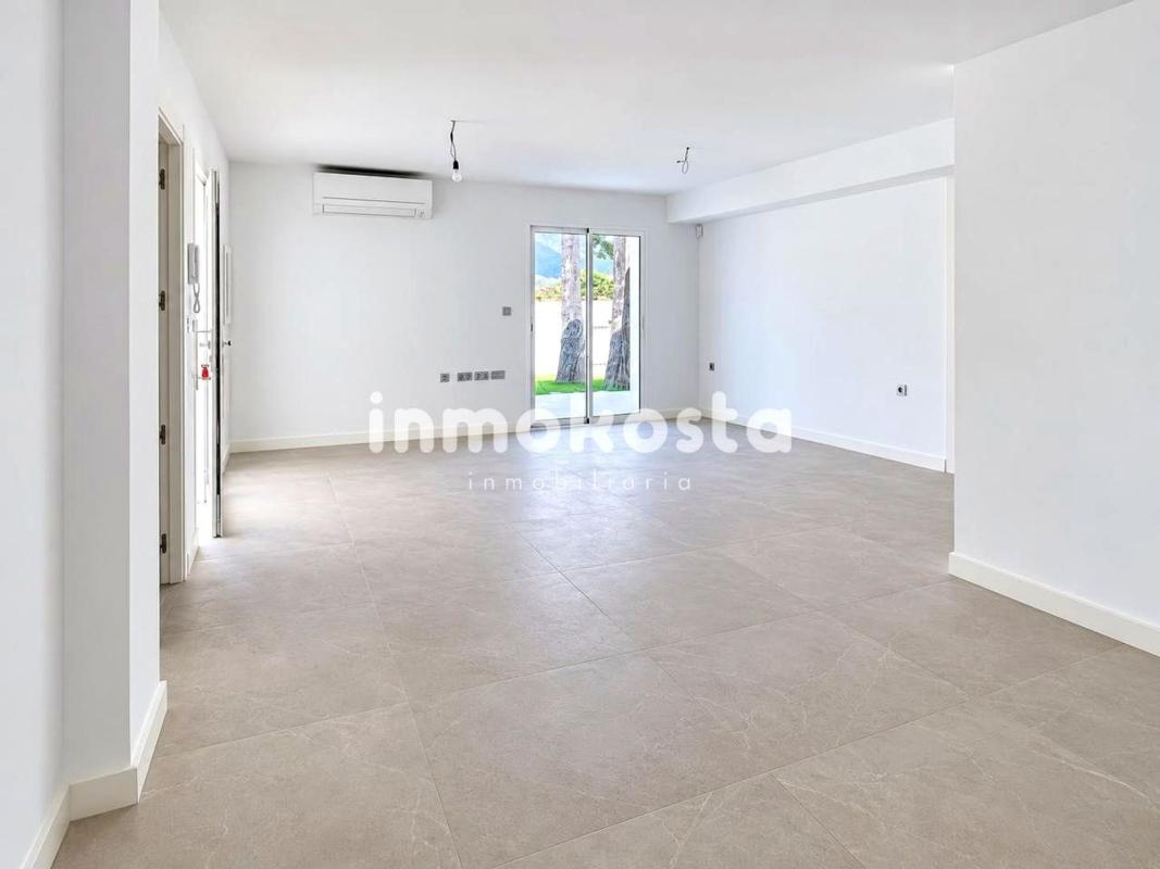 Properties for sale and rent in Spain photo 5
