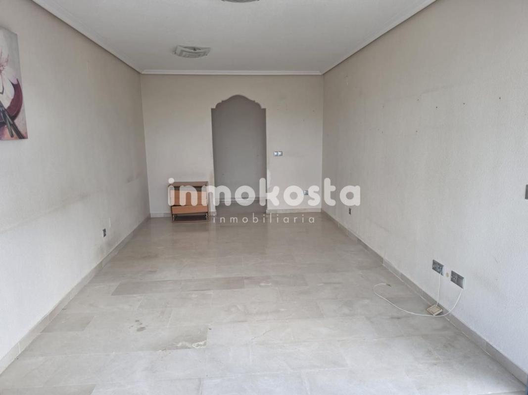 Sprzedaż mieszkania w Piso en Calle de Dénia, Playa de Poniente, Benidorm, Benidorm
photo 1