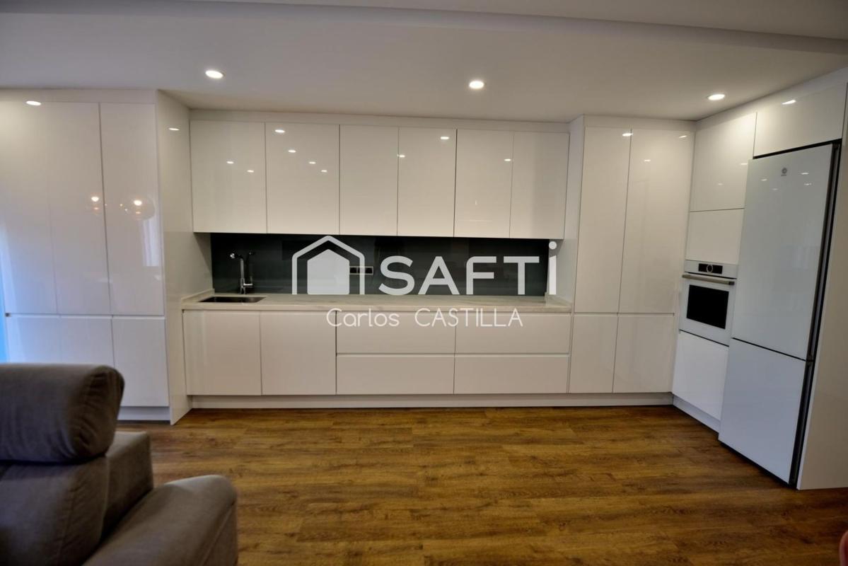 Продажа квартиры на Piso en Centro, San Juan de Alicante, Сан-Хуан-де-Аликанте
 photo 4