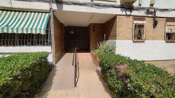 Частный шале на продаже в  Casa o chalet en Calle Pintor Antonio Amorós, Ciudad Elegida, Alicante / Alacant, Аликанте / Алакант photo 2