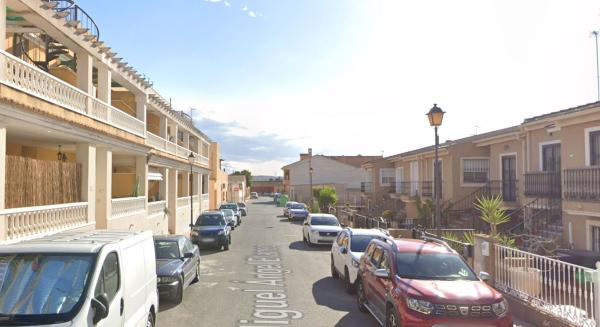 Частный шале на продаже в  Casa o chalet en Calle Miguel Ángel Blanco, Daya Nueva, Дая Нueva photo 3