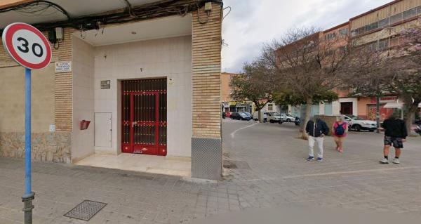 Частный шале на продаже в  Casa o chalet en Avenida Periodista Rodolfo de Salazar, Nou Alacant, Alicante / Alacant, Аликанте / Алакант photo 1