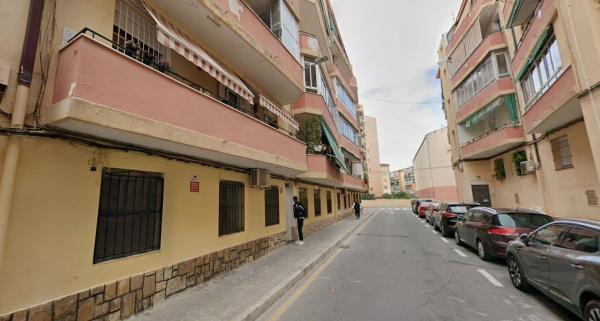 Частный шале на продаже в  Casa o chalet en Calle Moncada, Colonia Requena - Virgen del Carmen, Alicante / Alacant, Аликанте / Алакант photo 3