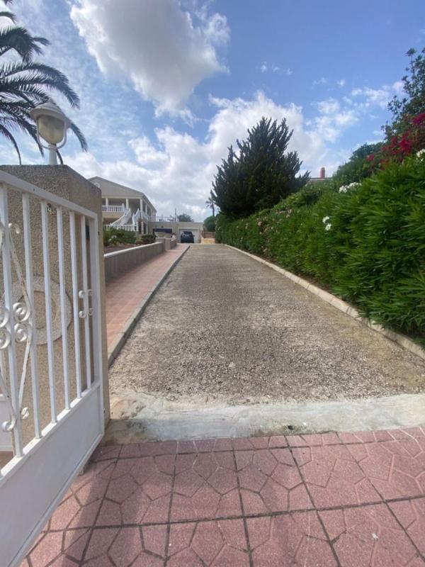 Properties for sale and rent in Spain photo 5