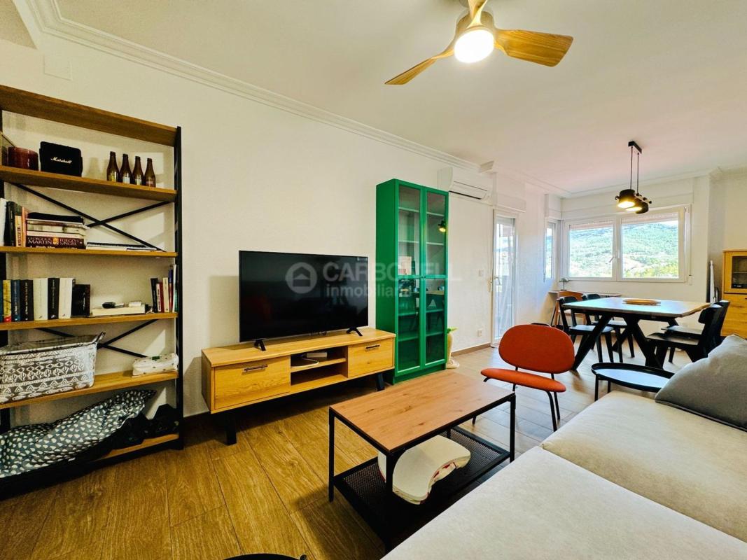 Sale of apartment in Piso en Barri Eixample, Alcoy / Alcoi, Alcoy
photo 3