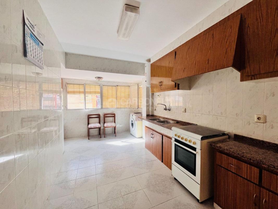 Sale of apartment in Piso en Calle Cronista Remigi Vicedo, Barri Santa Rosa, Alcoy / Alcoi, Alcoy
photo 1