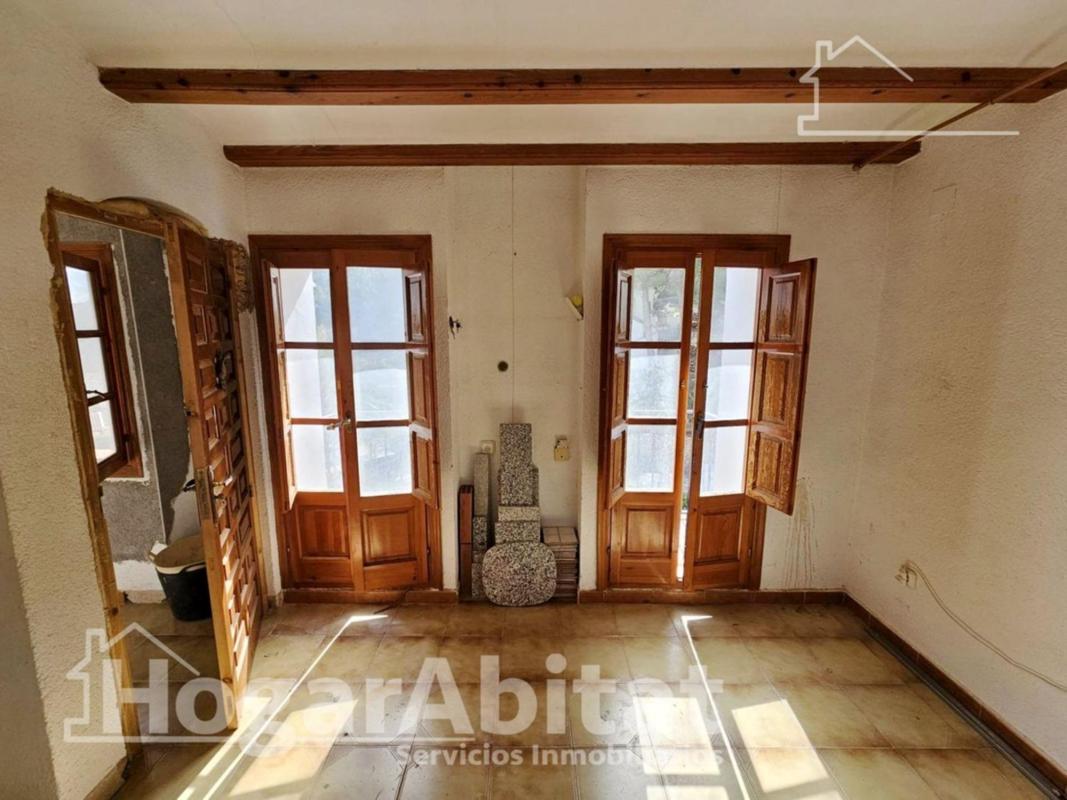 Properties for sale and rent in Spain photo 5