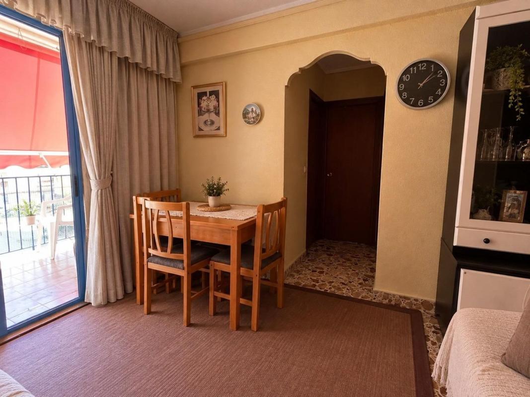 Продажа квартиры на Piso en Centro Urbano, Benidorm, Бенидорм
 photo 3