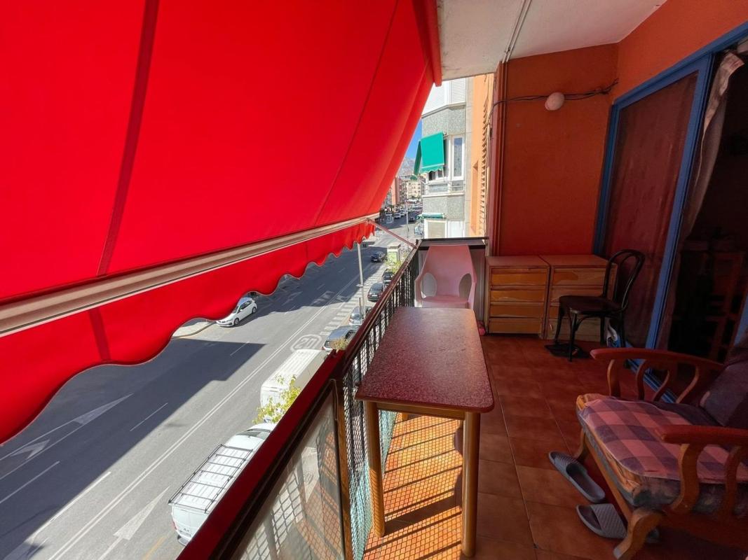 Продажа квартиры на Piso en Centro Urbano, Benidorm, Бенидорм
 photo 5