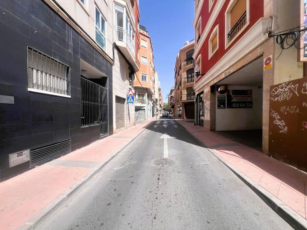 Sprzedaż mieszkania w Piso en Centro, Elche / Elx, Elche / Elx
photo 2
