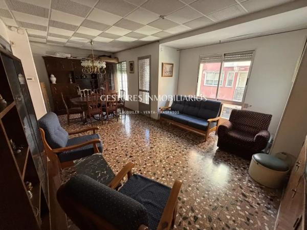 Sale of flat in Piso en Barri Eixample, Alcoy / Alcoi, Alcoy
photo 1