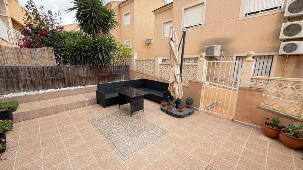 Casa o chalet independiente en Calle Lorca, 2, Blue Lagoon - Galán, San Miguel de Salinas photo 2