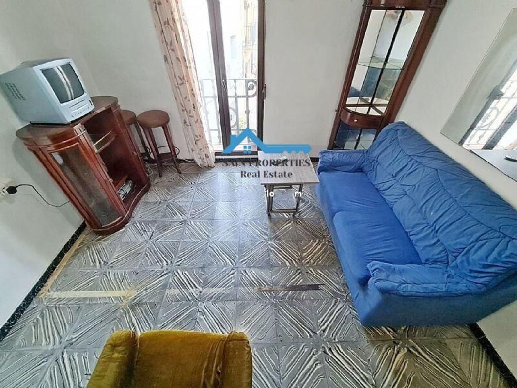 Sprzedaż mieszkania w Piso en Casco urbano, Polop, Polop
photo 1