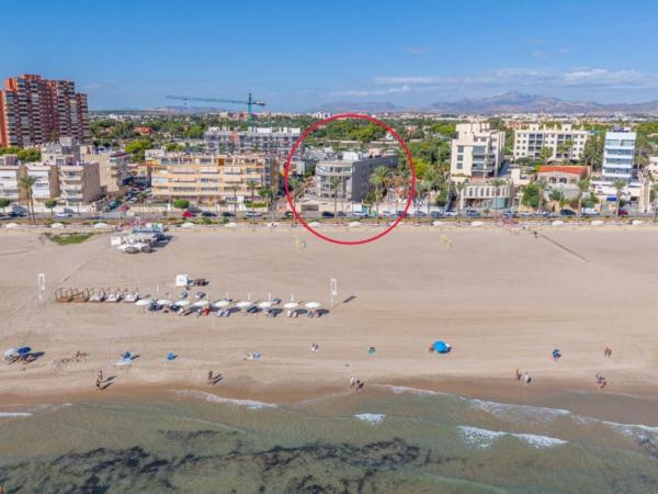Продажа квартиры на Piso en Avenida Jaime I el Conquistador, 21, Playa Muchavista, El Campello, Эль Кампельо
photo 1