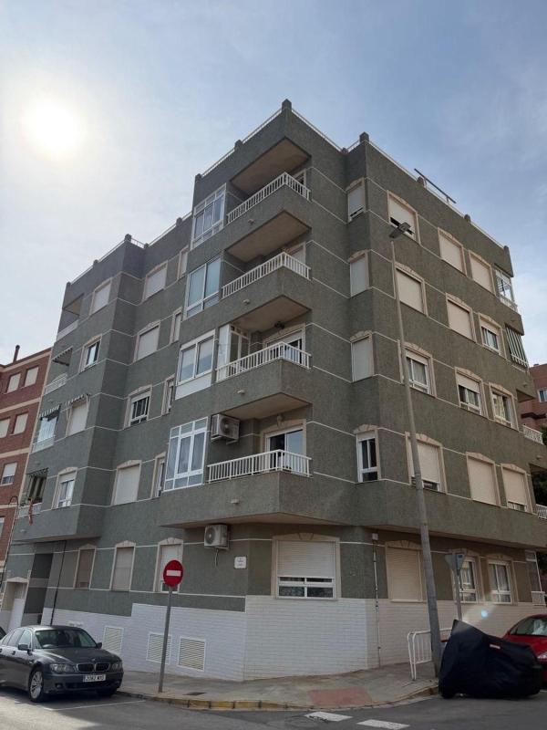 Venta de piso en La Marina, Elche / Elx
photo 2