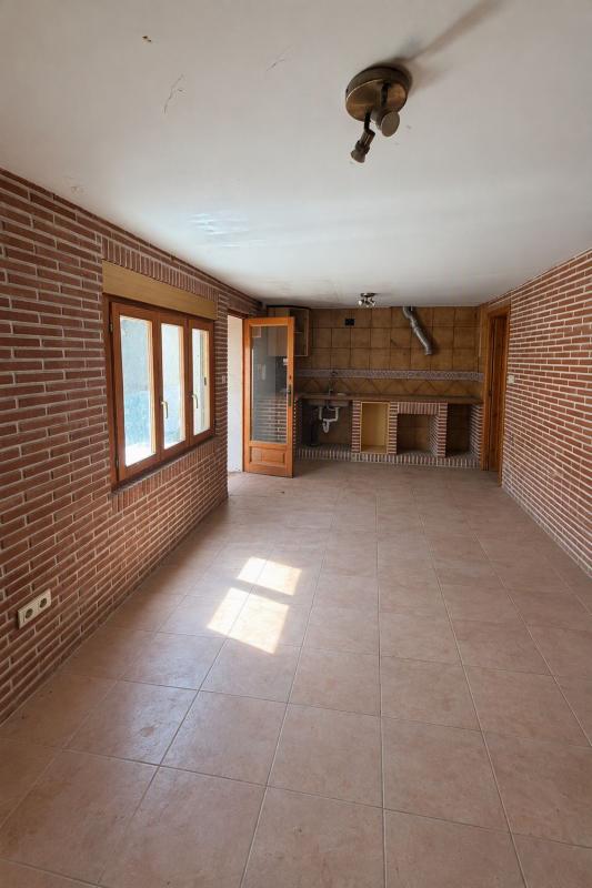Propiedades en venta y alquiler en España photo 4