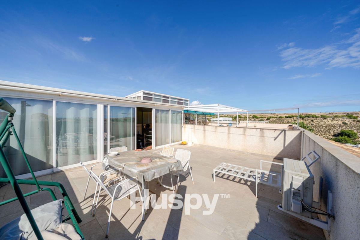 Properties for sale and rent in Spain photo 2