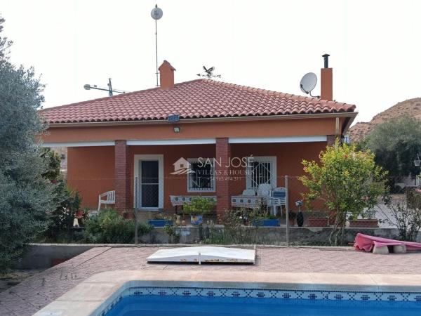 Casa o chalet independiente en Monforte del Cid photo 3