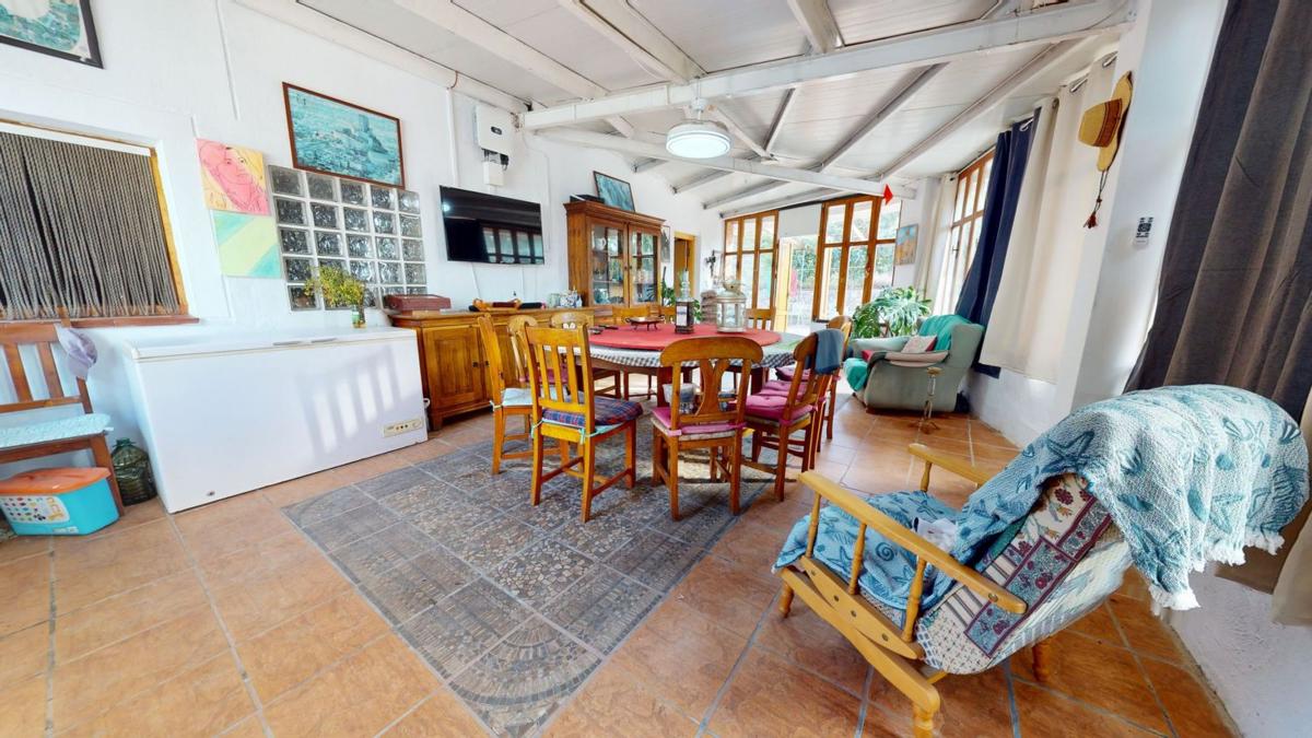Properties for sale and rent in Spain photo 4