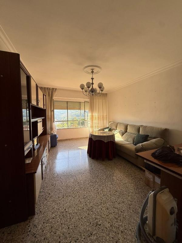 Sale of apartment in Piso en Avenida Hispanitat, Barri Zona Nord, Alcoy / Alcoi, Alcoy
photo 4