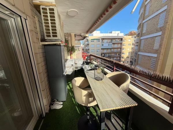 Sale of flat in Piso en Playa del Cura, Torrevieja, Torrevieja
thumbnail 2