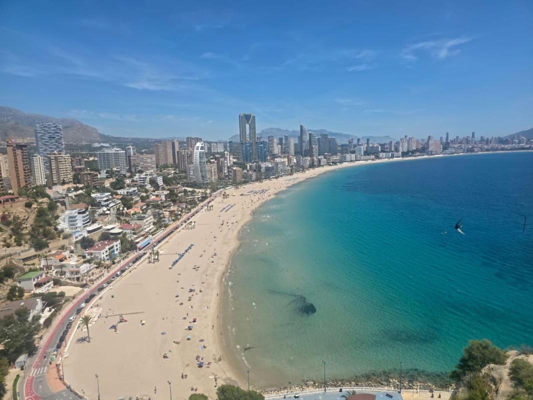 Sprzedaż poddasza w Ático en Calle de la Ermita, Playa de Poniente, Benidorm, Benidorm photo 1