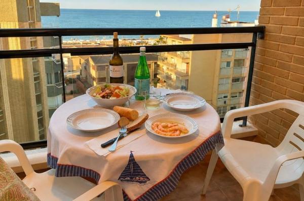Дуплекс на продажу в Dúplex en Guardamar Playa, Guardamar del Segura, Гуардамар-дель-Сегура photo 2