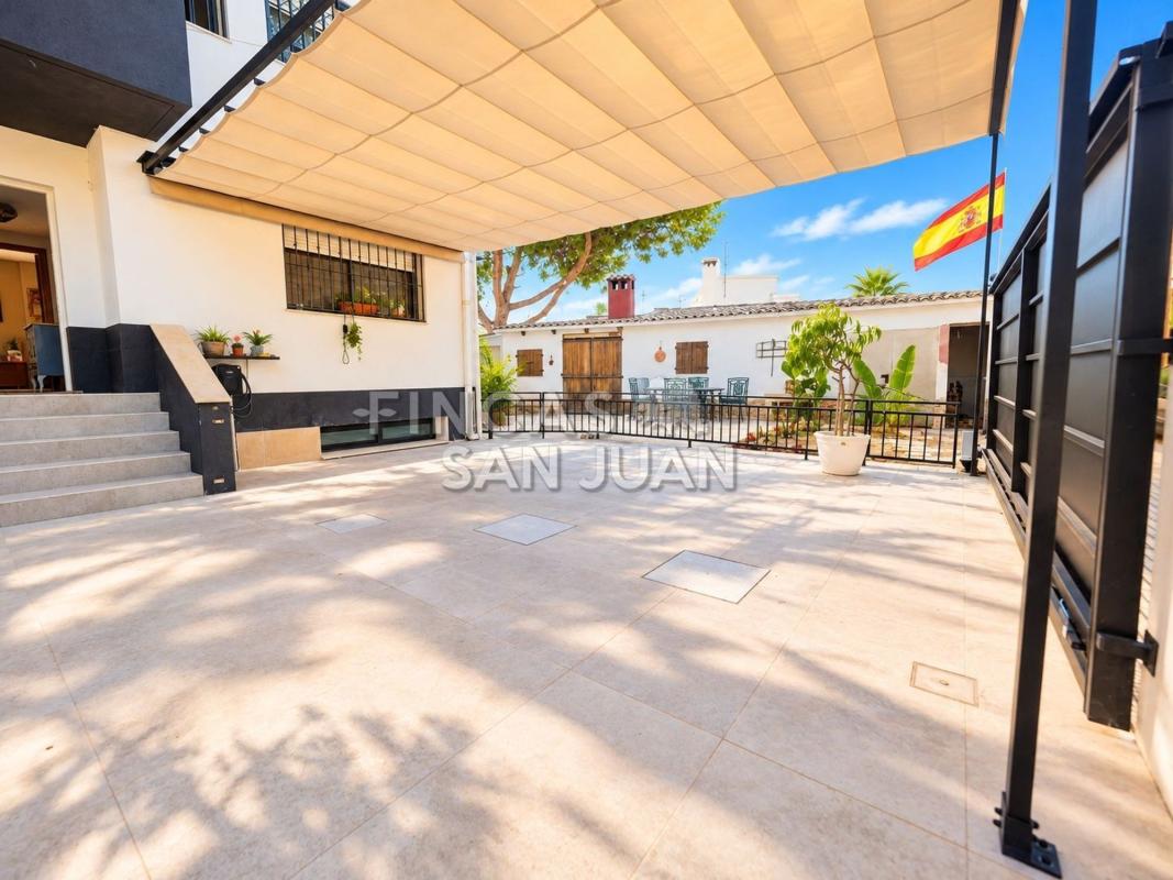Properties for sale and rent in Spain photo 4