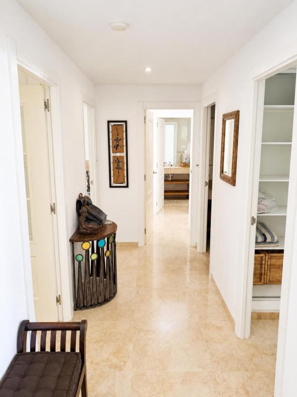 Продажа квартиры на Piso en Calle Pagell Mascarat, 3, Zona de Mascarat, Altea, Алтея
photo 1