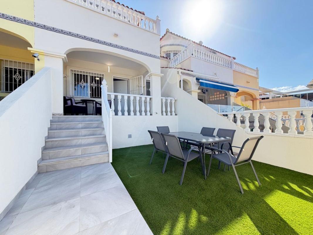 Properties for sale and rent in Spain photo 1