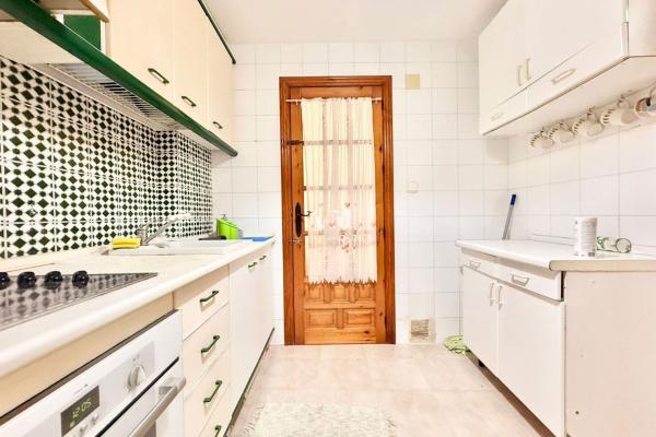 Sale of flat in Piso en Playa de los Locos, Torrevieja, Torrevieja
thumbnail 3