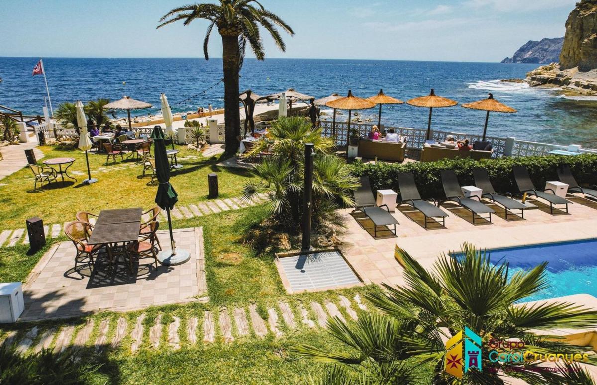 Edificio de 600m2 en venta en Moraira photo 2