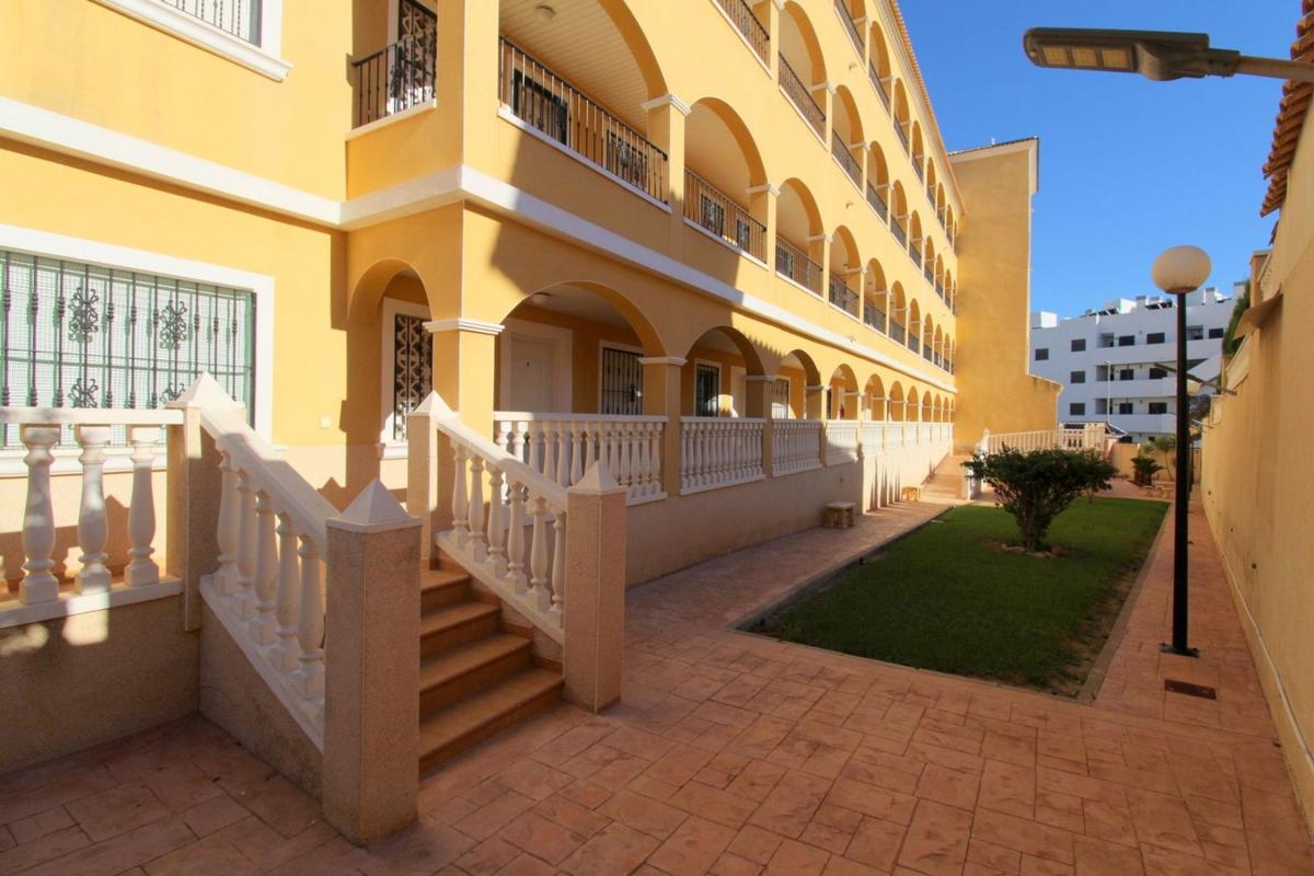 Venta de piso en Piso en Las Filipinas, Orihuela, Orihuela
 photo 5