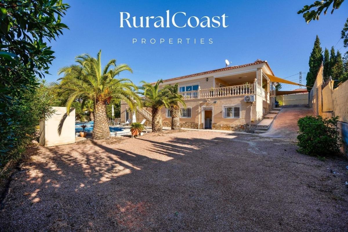 Properties for sale and rent in Spain photo 4