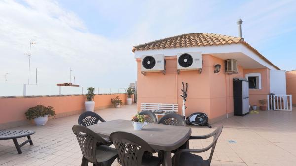 Sale of flat in Piso en Zona Pueblo, Pilar de la Horadada, Pilar de la Horadada
thumbnail 2