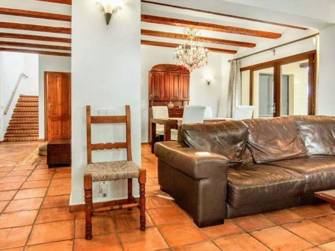 Properties for sale and rent in Spain photo 5