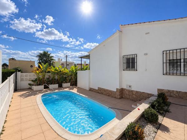 Casa o chalet independiente en Partida Cometa II, Cometa-Carrió, Calpe photo 1