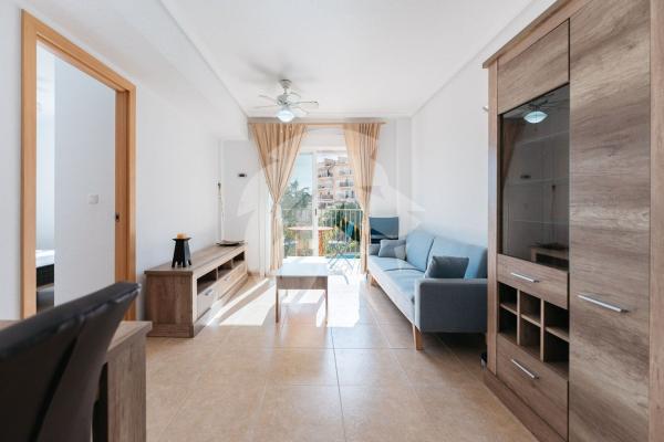 Продажа квартиры на Piso en Calle d'Oriola, Pueblo Acantilado - Lanuza, El Campello, Эль Кампельо
photo 1