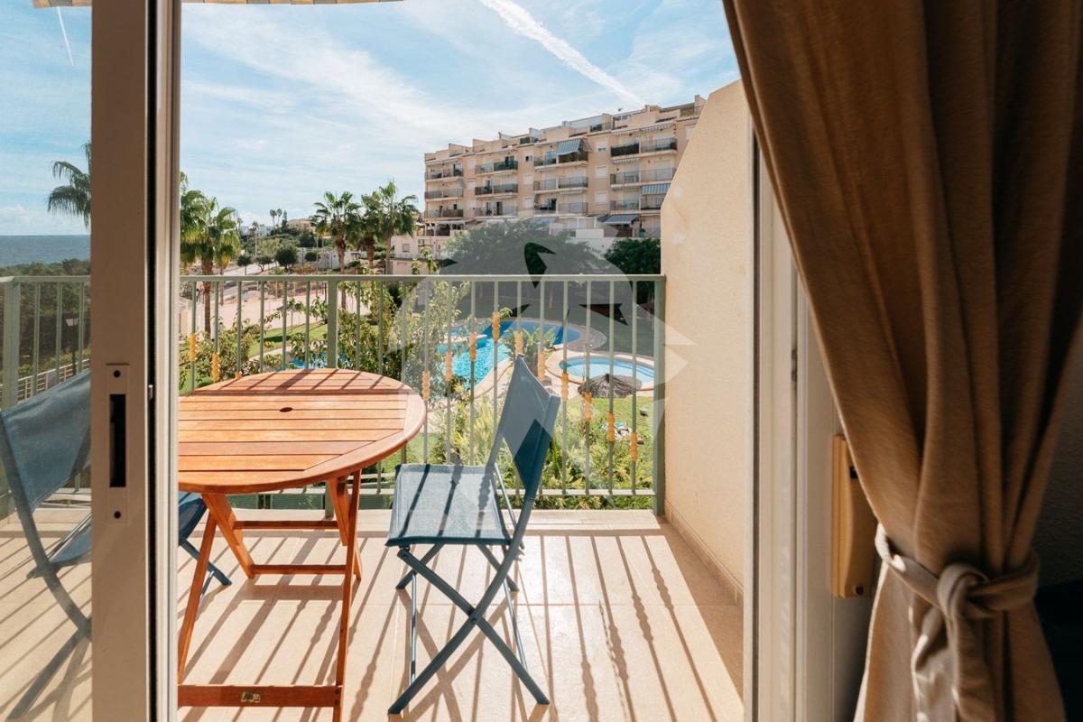 Продажа квартиры на Piso en Calle d'Oriola, Pueblo Acantilado - Lanuza, El Campello, Эль Кампельо
 photo 2